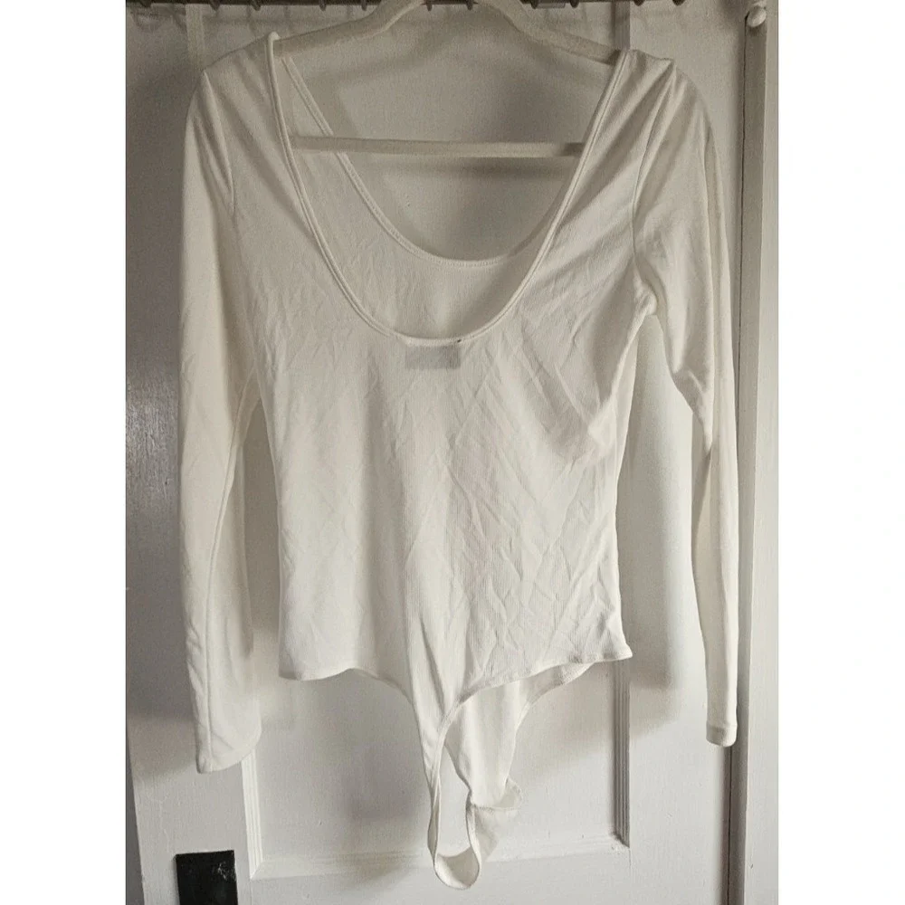 VICI long sleeves body suit ribbed modal knit squae neck long sleeved‎ Sz L